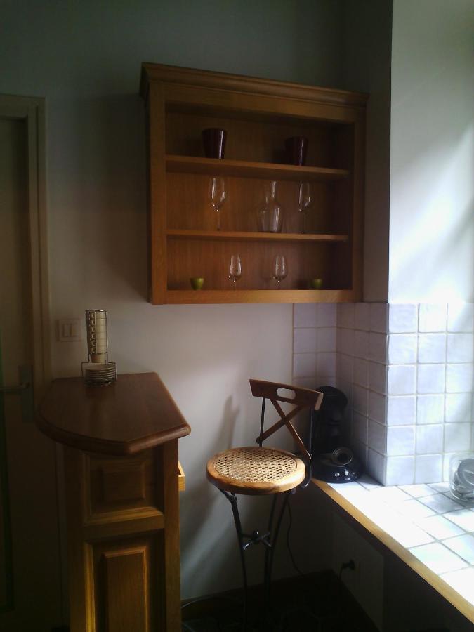 Les Appartements De Chablis Exteriör bild