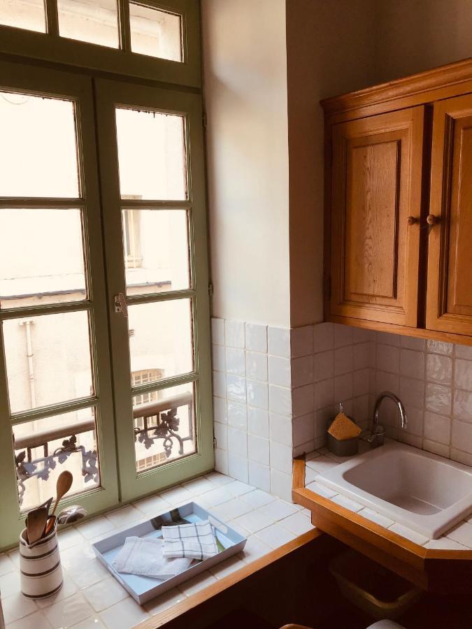 Les Appartements De Chablis Exteriör bild